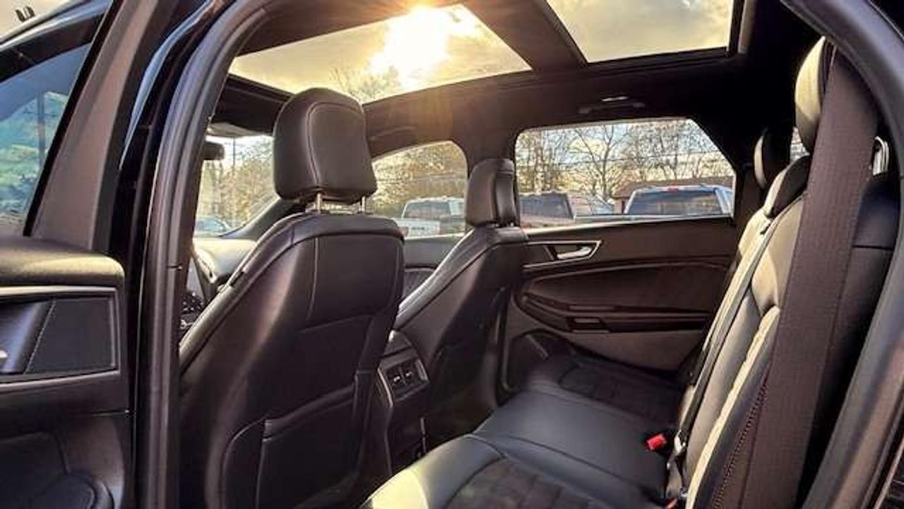2024 Ford Edge ST LINE AWD, MOONROOF, LEATHER 2.0L Photo