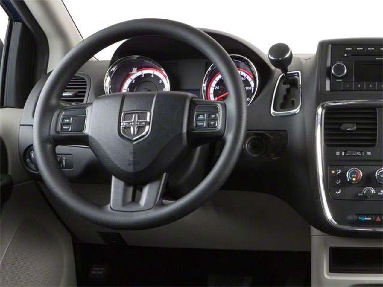 2011 Dodge Grand Caravan 4dr Wgn SXT Photo