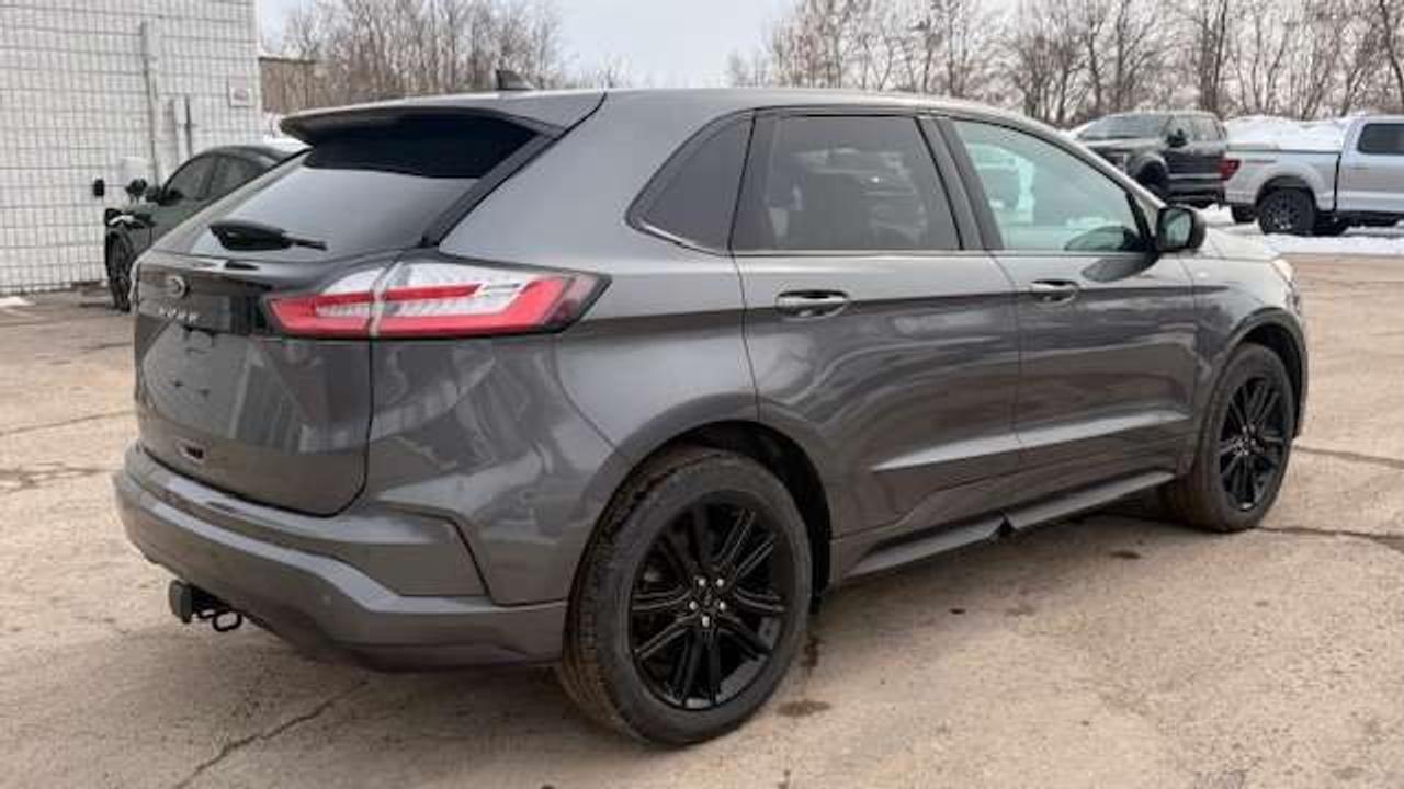 2024 Ford Edge ST LINE AWD, MOONROOF, LEATHER/SUEDE MIX 2.0L Photo