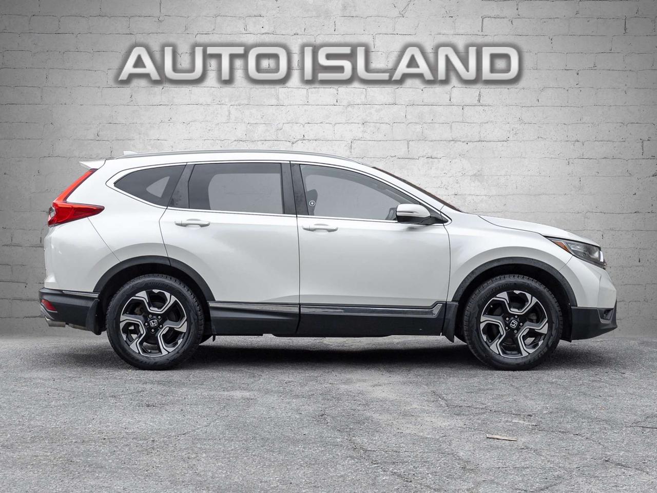 2017 Honda CR-V AWD Touring, Nav, Camera, Leather, Sunroof Photo