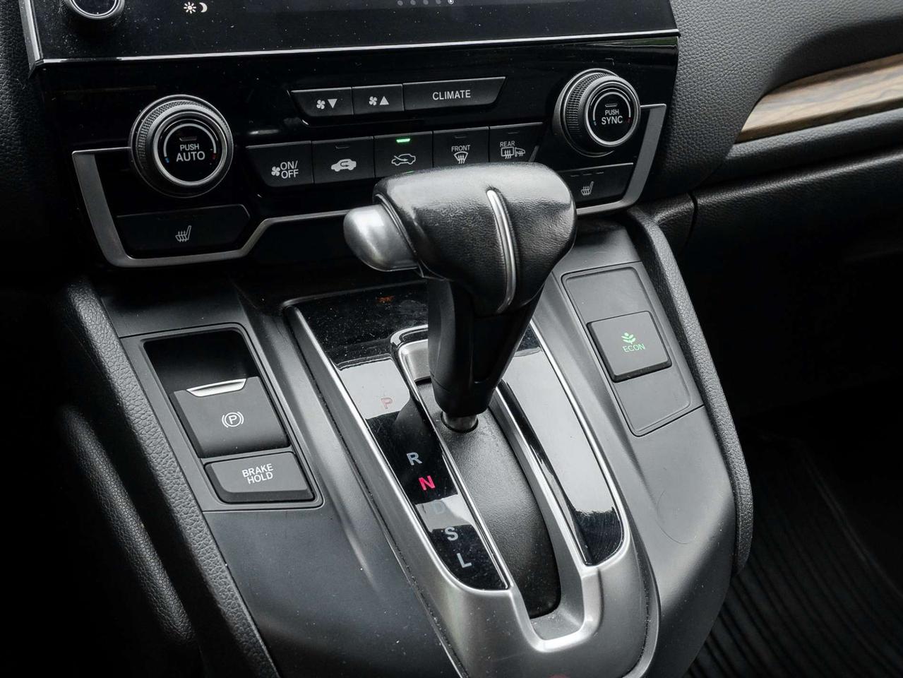 2017 Honda CR-V AWD Touring, Nav, Camera, Leather, Sunroof Photo
