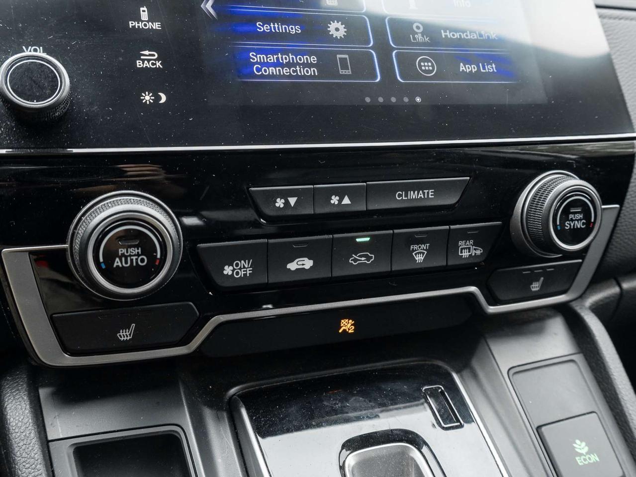 2017 Honda CR-V AWD Touring, Nav, Camera, Leather, Sunroof Photo