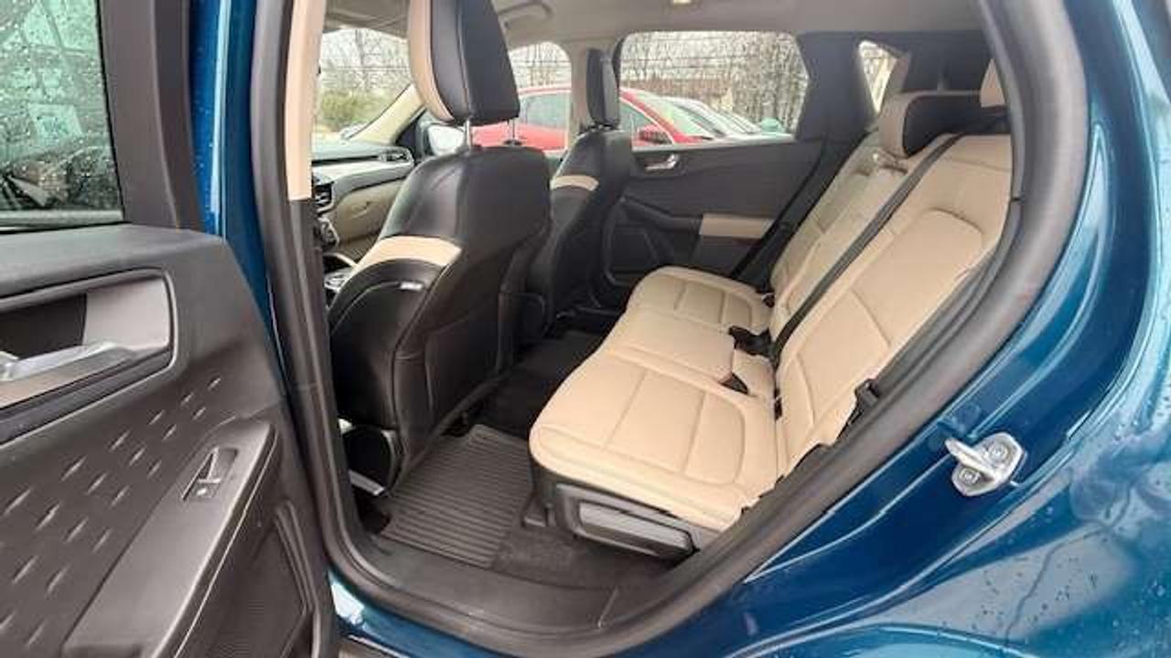 2020 Ford Escape SEL AWD, LEATHER, POWER LIFTGATE, 1 OWNER Photo