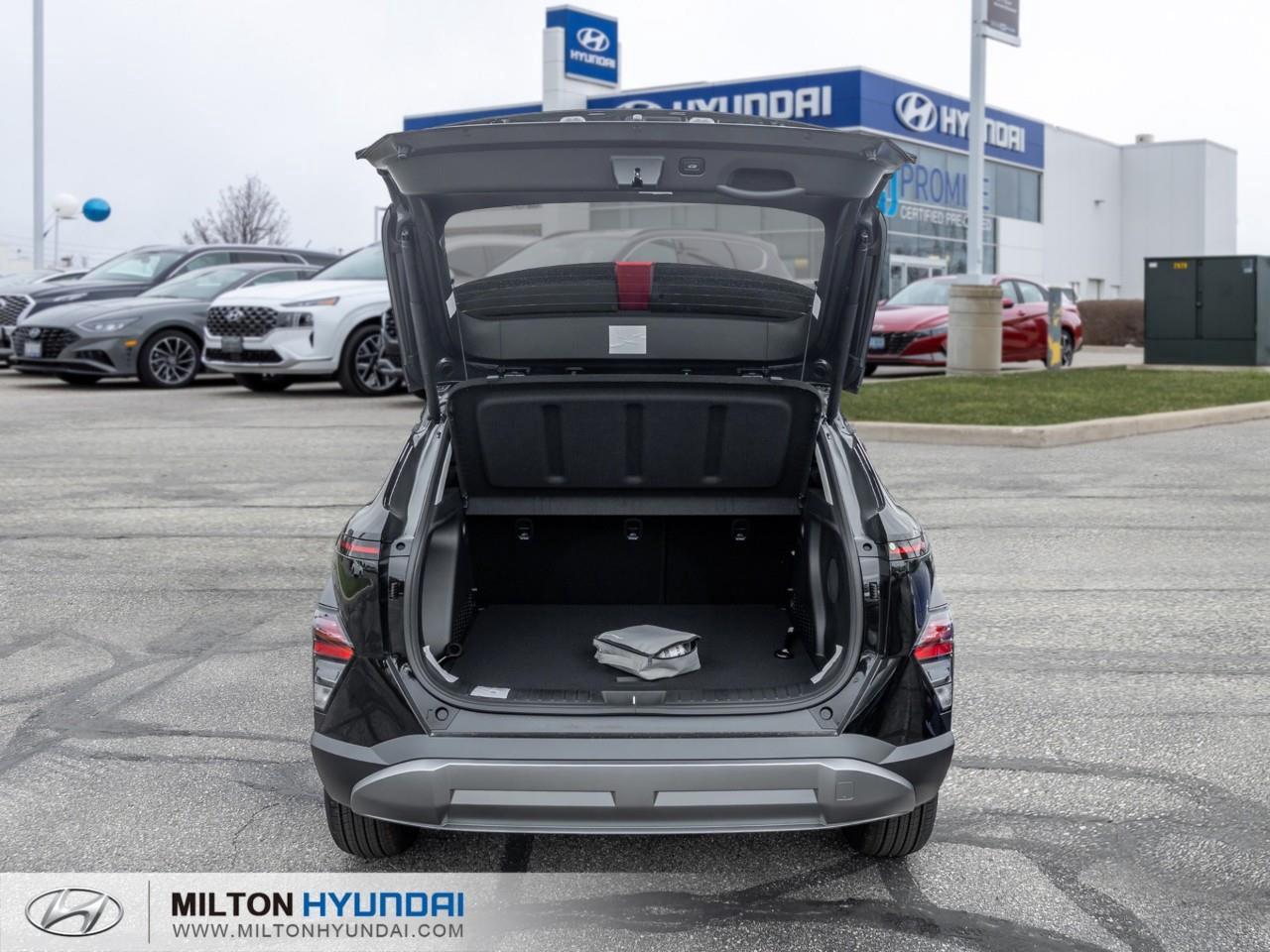 2027 Hyundai KONA 2.0L Luxury 4dr All-Wheel Drive Photo