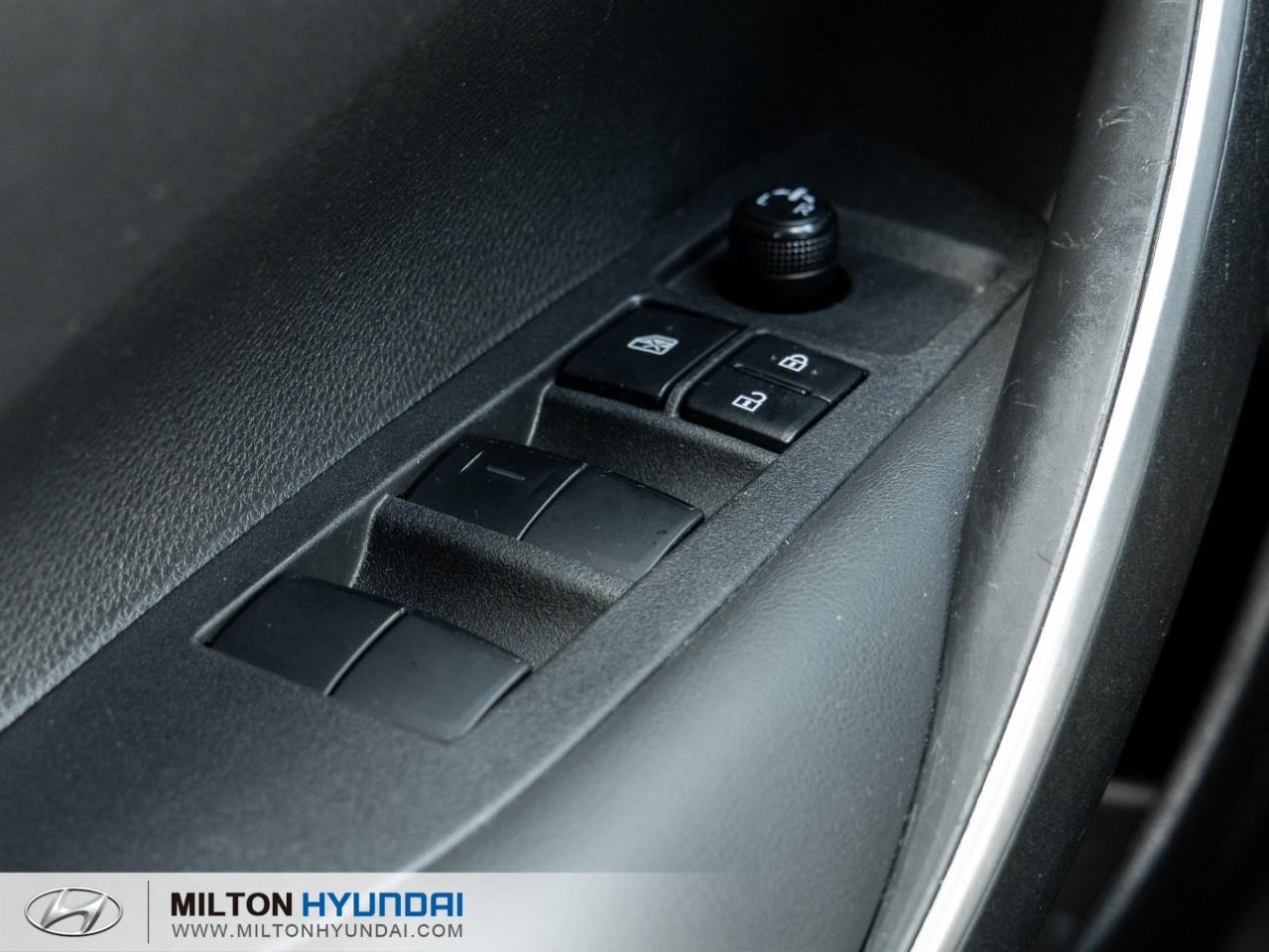2022 Toyota Corolla SE 4dr Sedan Photo