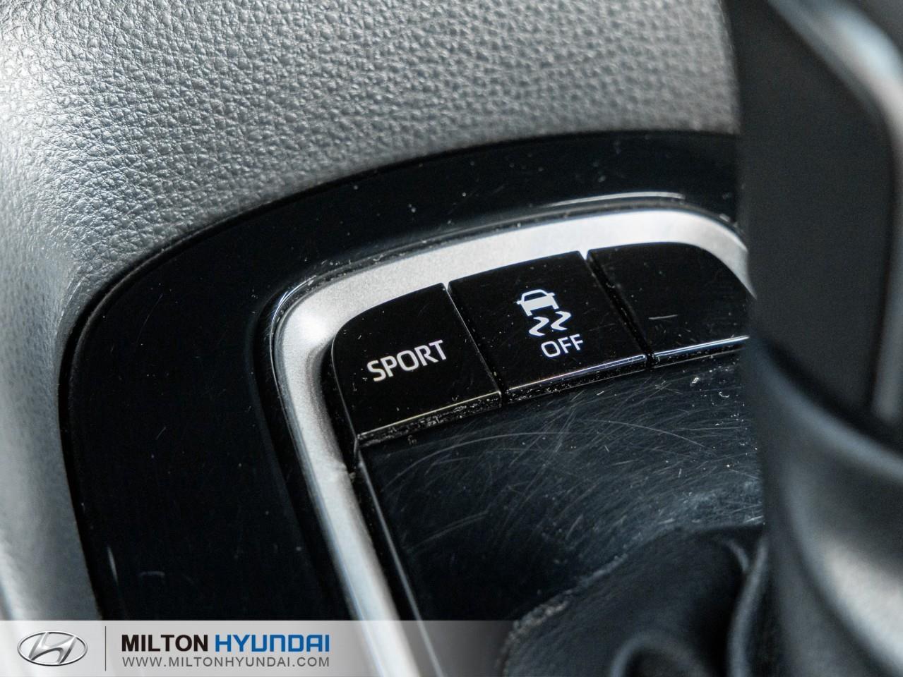 2022 Toyota Corolla SE 4dr Sedan Photo
