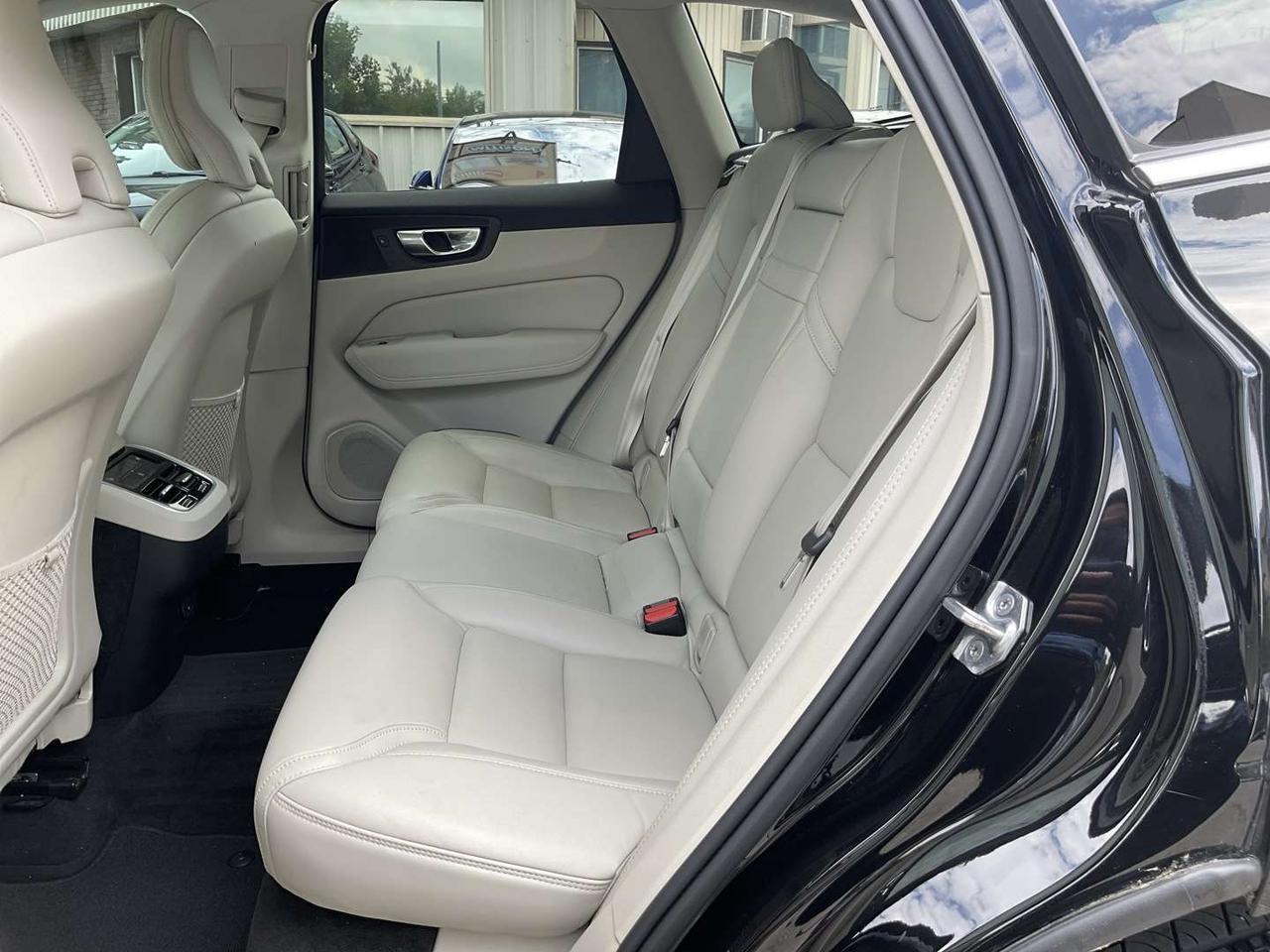 2021 Volvo XC60 T6 Inscription AWD - WHITE LTHR! NAV! 360 CAM! BSM! H/K AUDIO! Photo