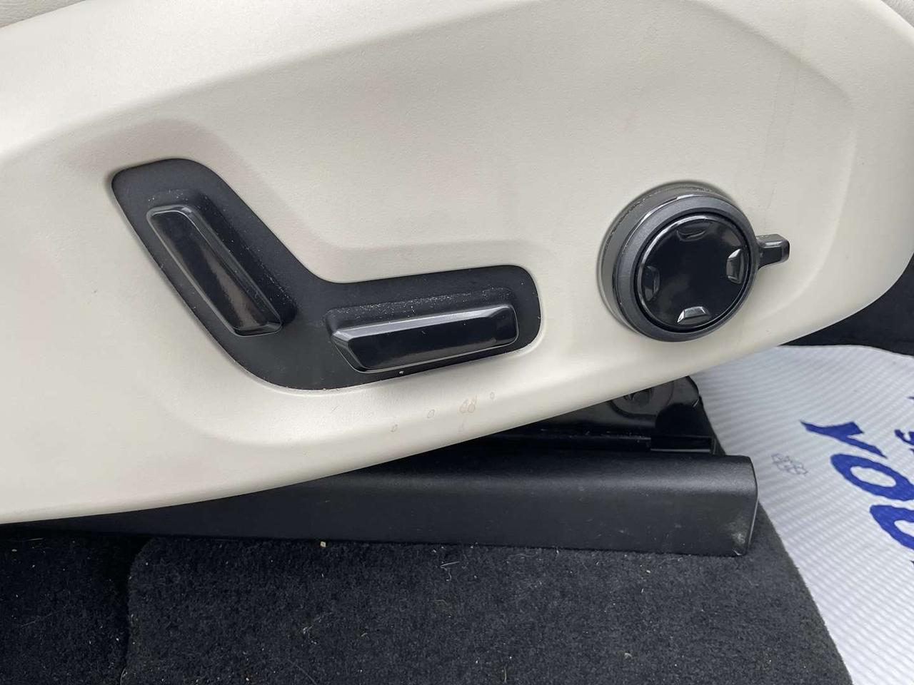 2021 Volvo XC60 T6 Inscription AWD - WHITE LTHR! NAV! 360 CAM! BSM! H/K AUDIO! Photo