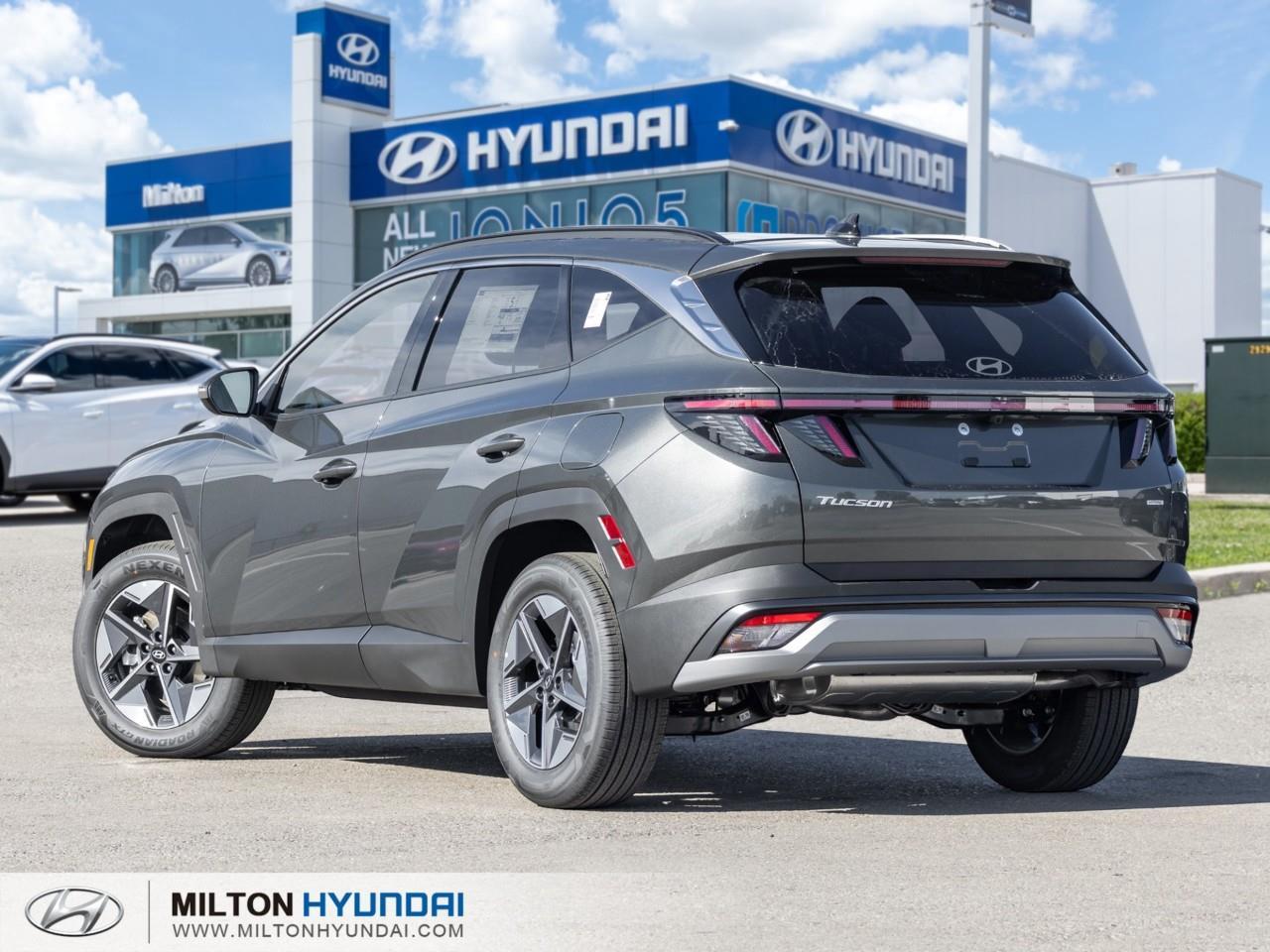 2026 Hyundai Tucson Preferred w/Trend Package 4dr All-Wheel Drive Photo4