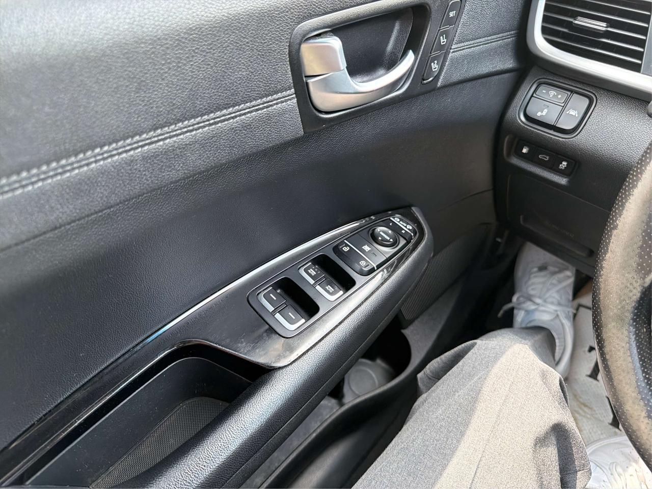 2019 Kia Optima SXL TURBO NAV LEATHER SUNROOF WE FINANCE ALL! Photo