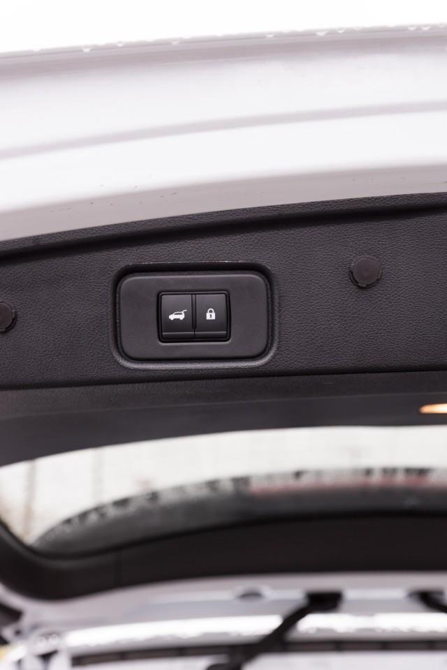 2026 Nissan Pathfinder Platinum 4dr 4x4 Photo