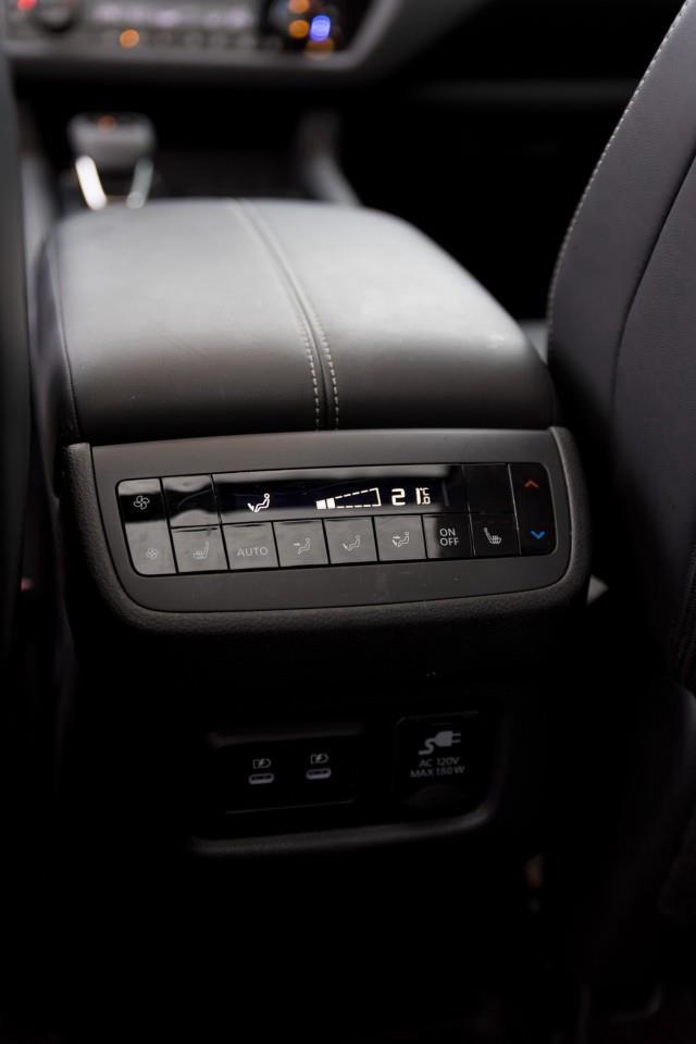 2026 Nissan Pathfinder Platinum 4dr 4x4 Photo