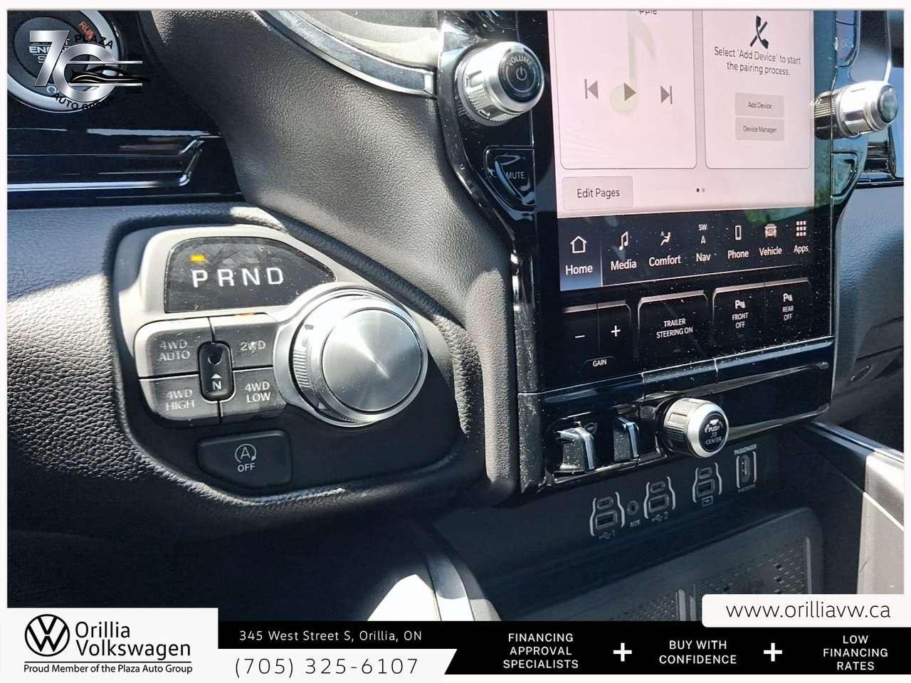 2025 RAM 1500 Laramie Trailer Tow Group   360 Camera   Heated Leather Seats / Photo