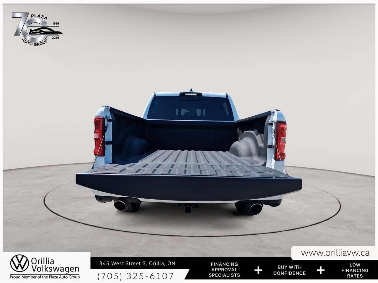 2025 RAM 1500 Laramie Trailer Tow Group   360 Camera   Heated Leather Seats / Photo