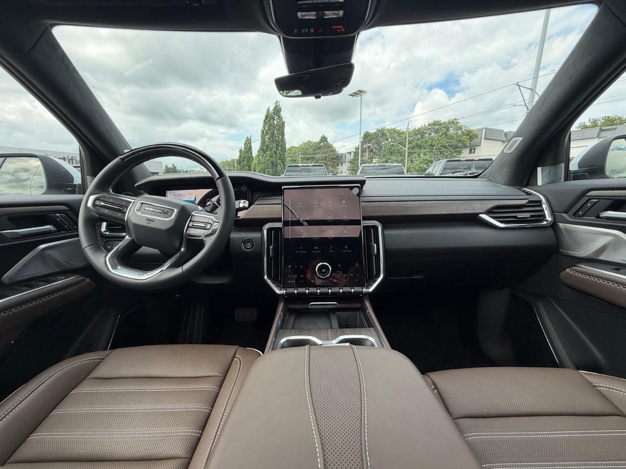2027 GMC Acadia Denali Ultimate 4dr All-Wheel Drive Photo