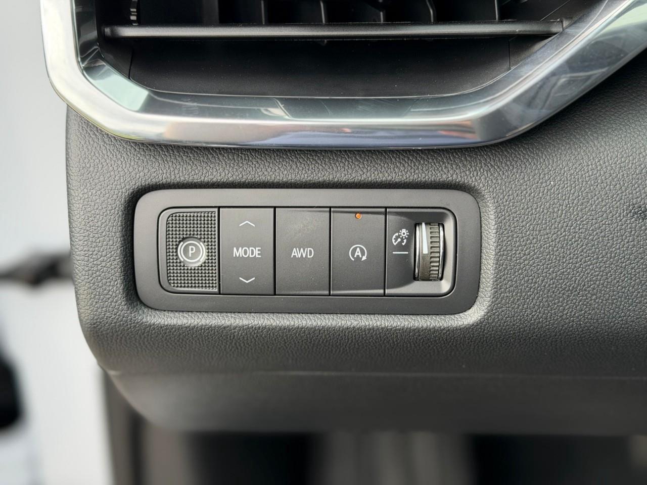 2027 GMC Acadia Denali Ultimate 4dr All-Wheel Drive Photo