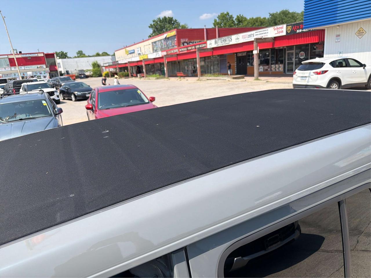 2023 Jeep Wrangler Sahara POWER SLIDING ROOF MUST SEE HOW COOL! Photo