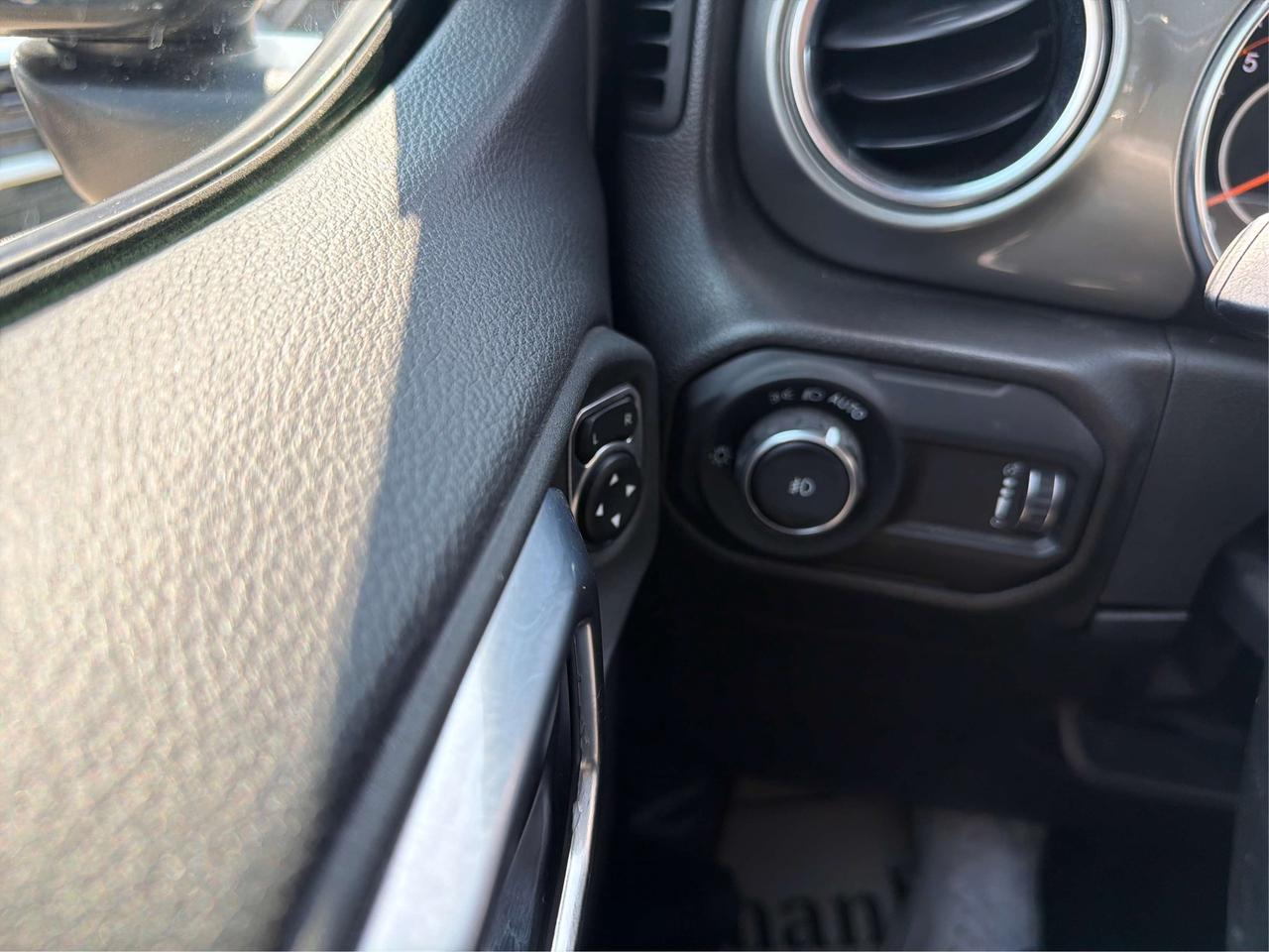 2023 Jeep Wrangler Sahara POWER SLIDING ROOF MUST SEE HOW COOL! Photo
