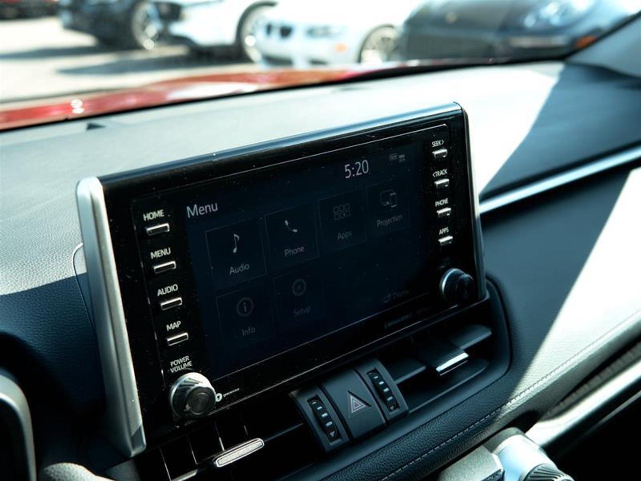 2020 Toyota RAV4 AWD XLE Photo