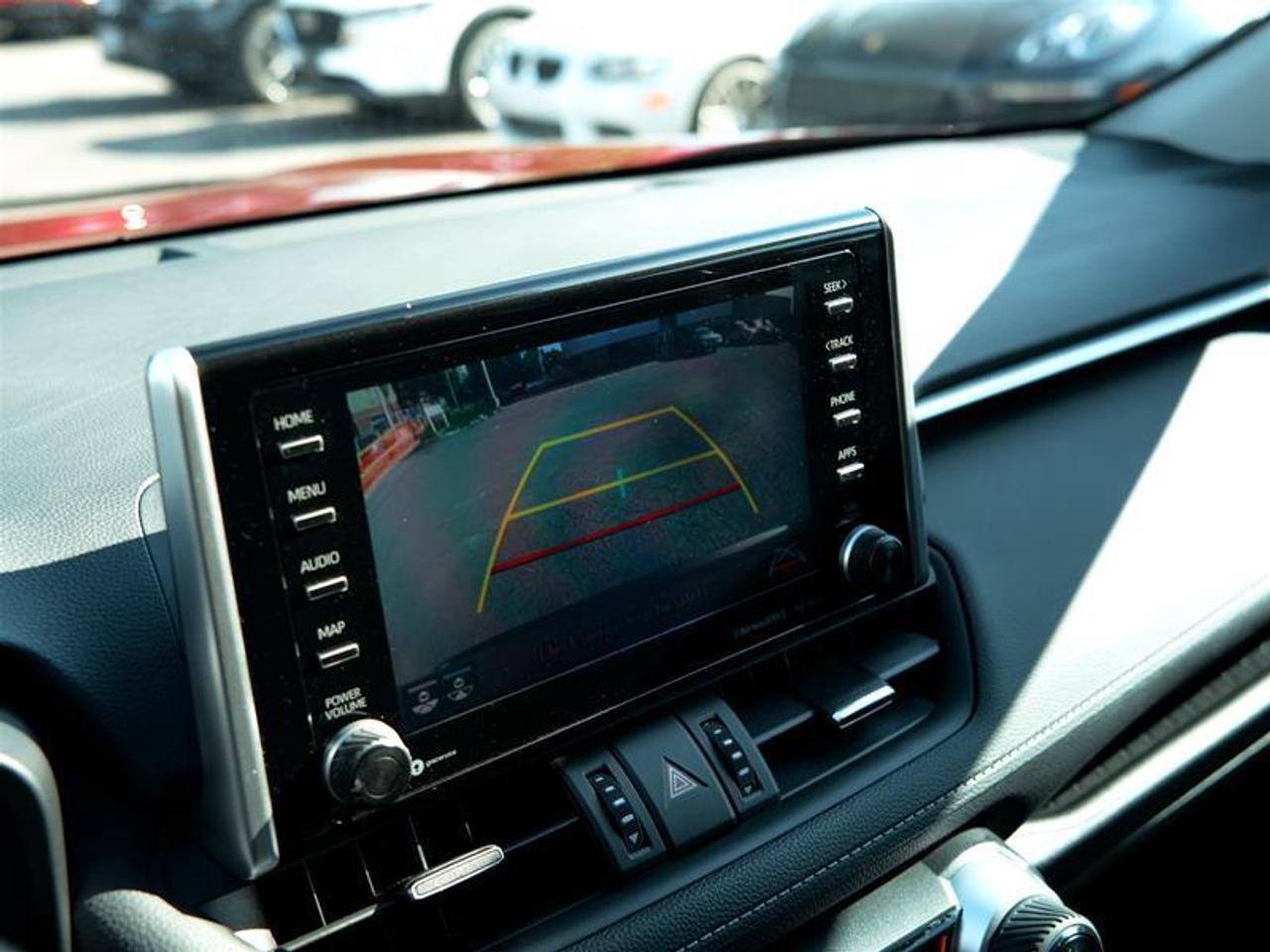 2020 Toyota RAV4 AWD XLE Photo