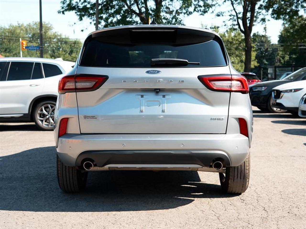 2023 Ford Escape ST-Line AWD Photo4