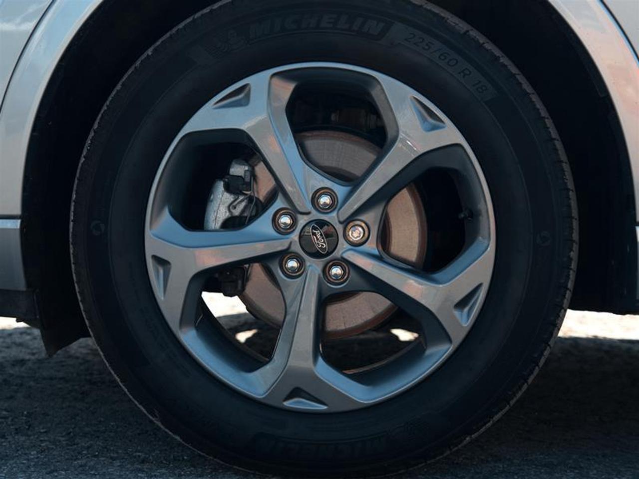 2023 Ford Escape ST-Line AWD Photo