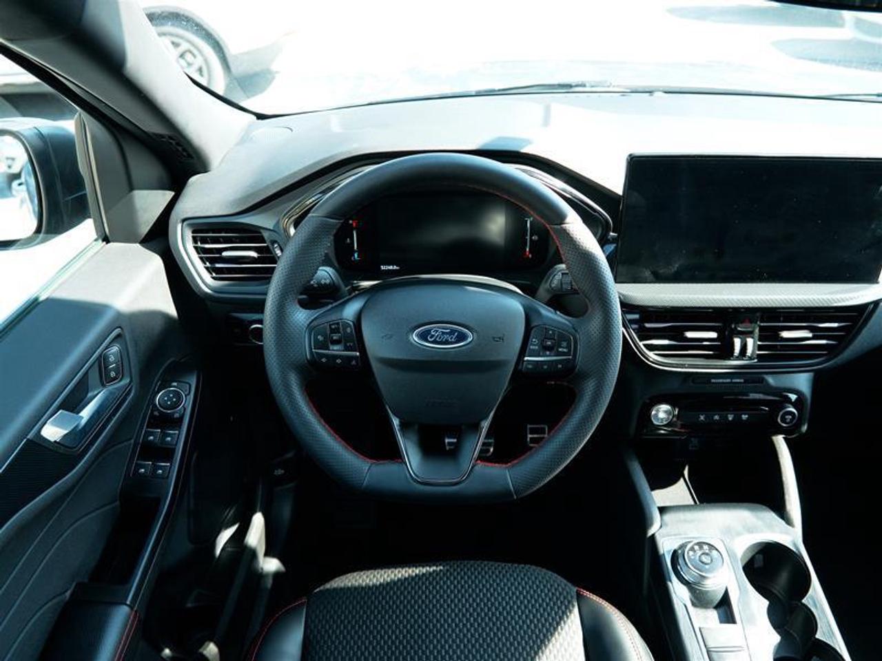 2023 Ford Escape ST-Line AWD Photo