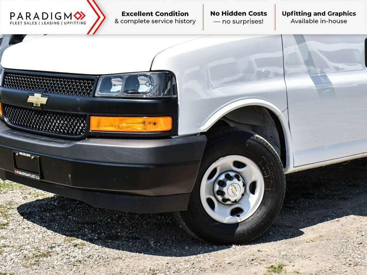 2025 Chevrolet Express 2500 135" Low Roof inc Cab Divider Photo