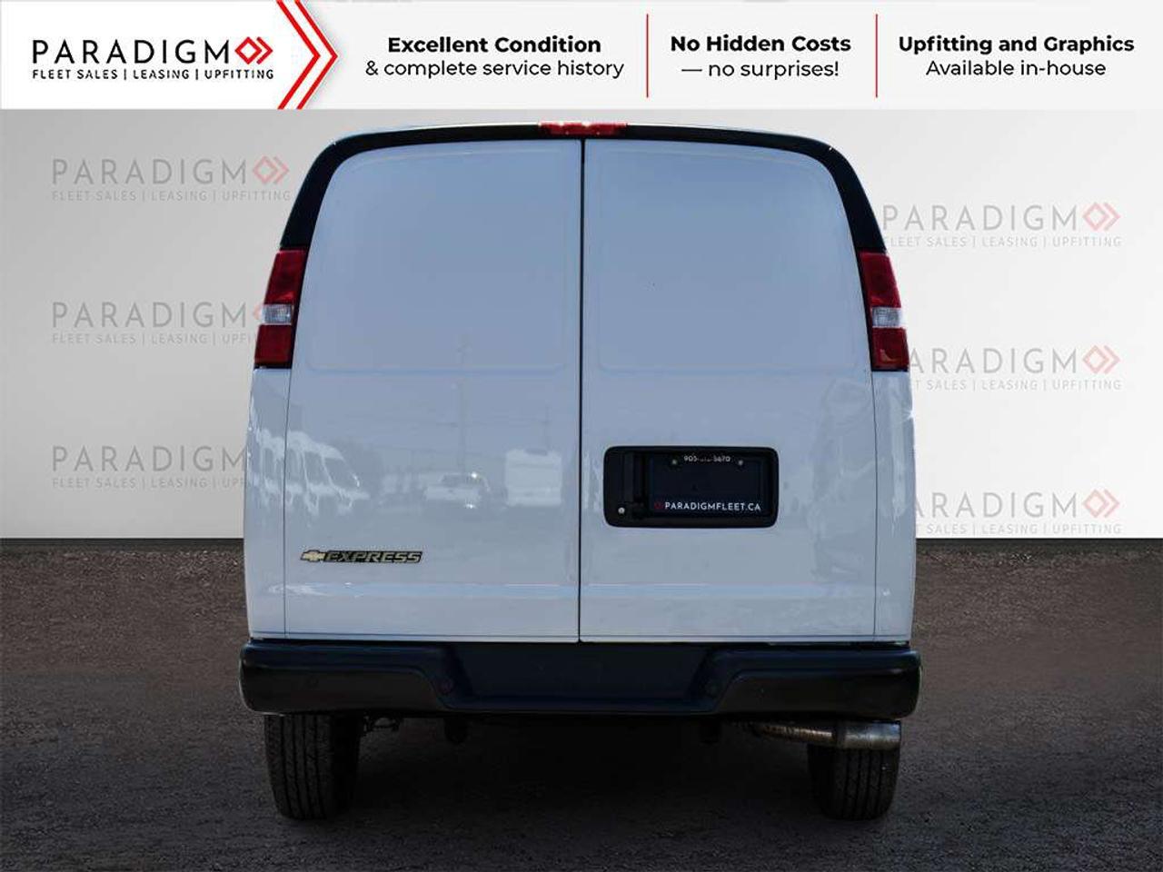 2025 Chevrolet Express 2500 135" Low Roof inc Cab Divider Photo