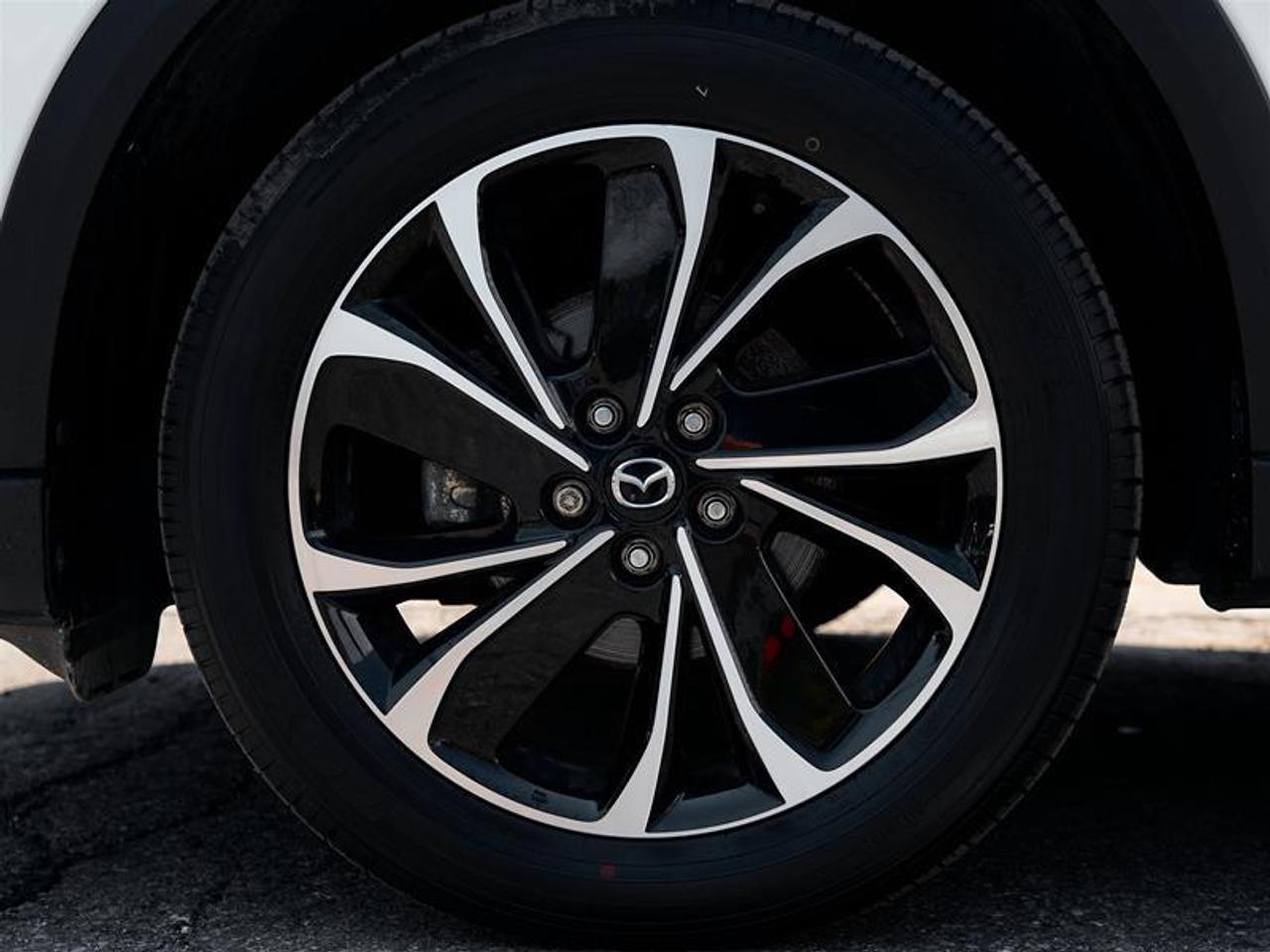 2022 Mazda CX-5 GS AWD at Photo