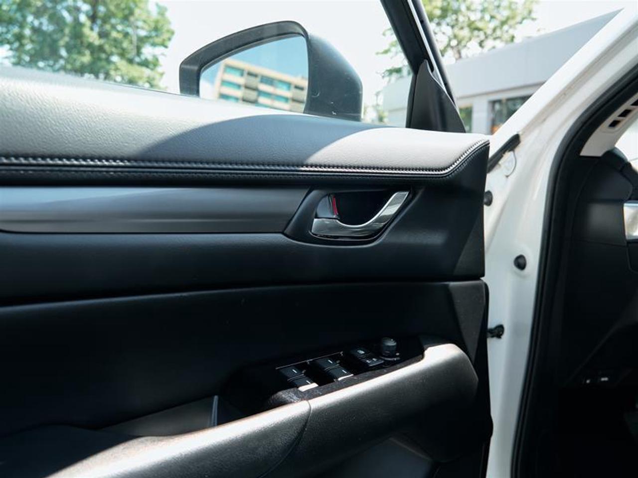 2022 Mazda CX-5 GS AWD at Photo