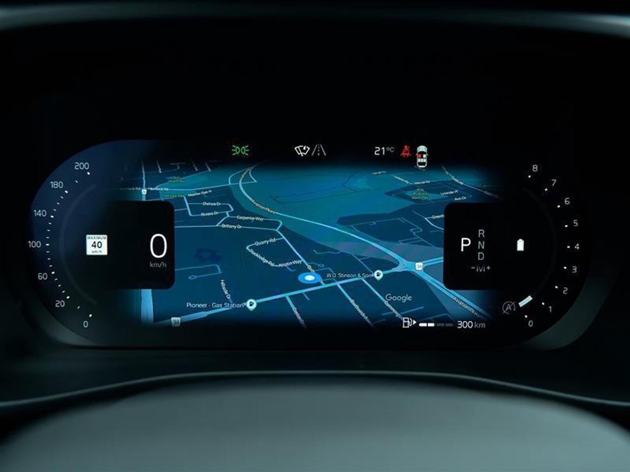 2025 Volvo XC40 B5 AWD Ultra Dark Theme Photo