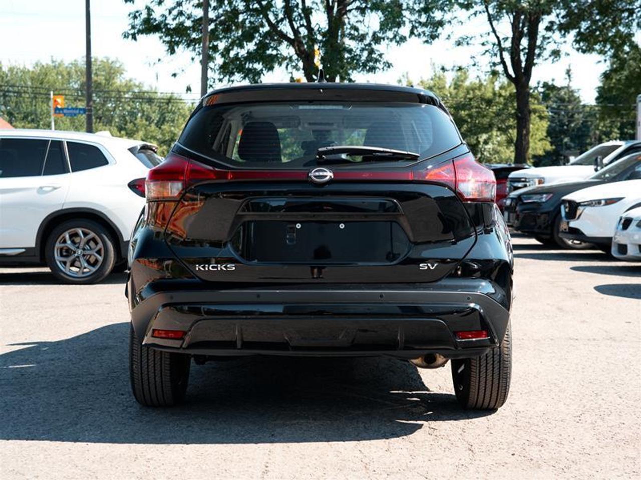 2024 Nissan Kicks SV FWD Photo