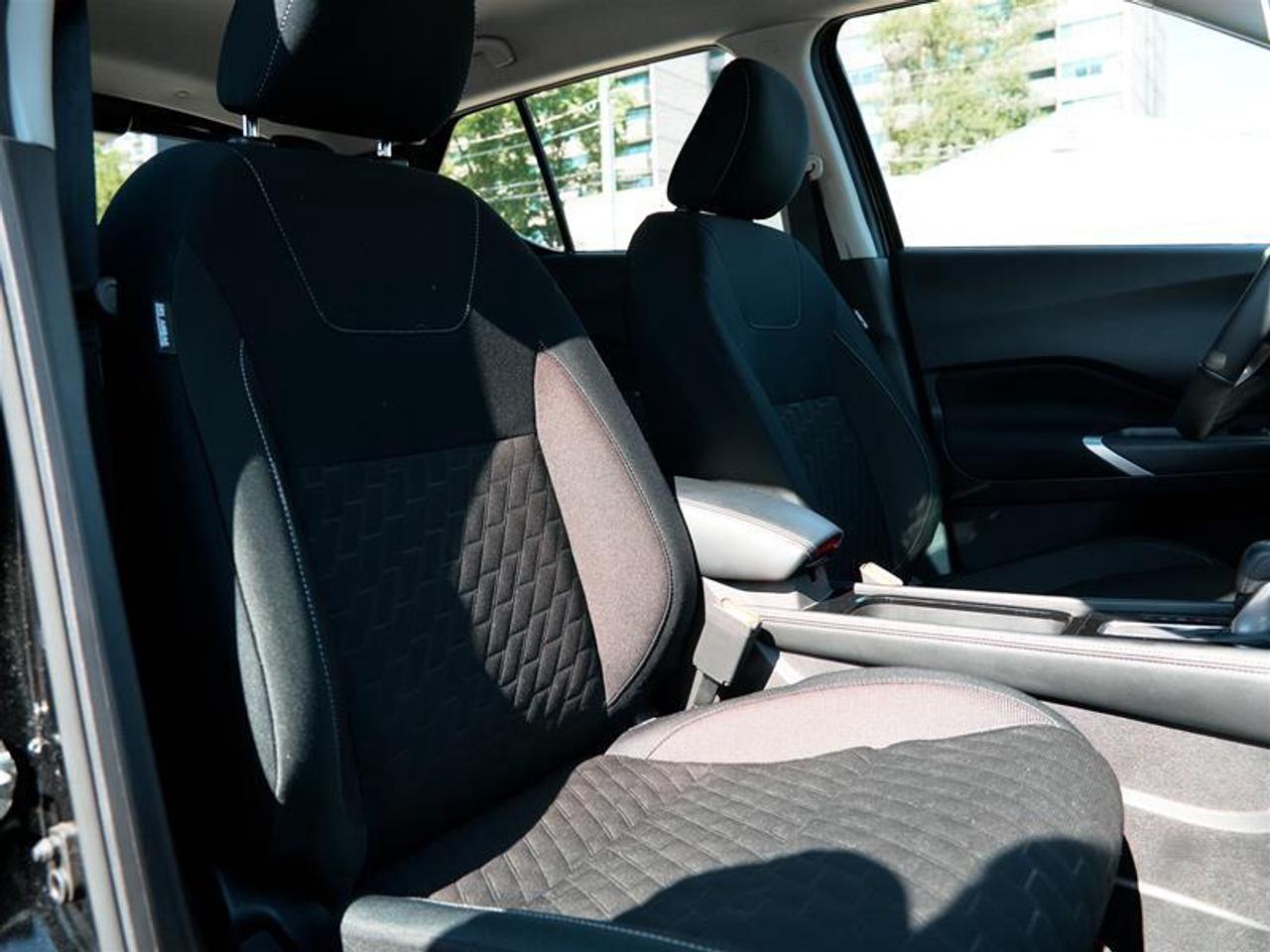 2024 Nissan Kicks SV FWD Photo