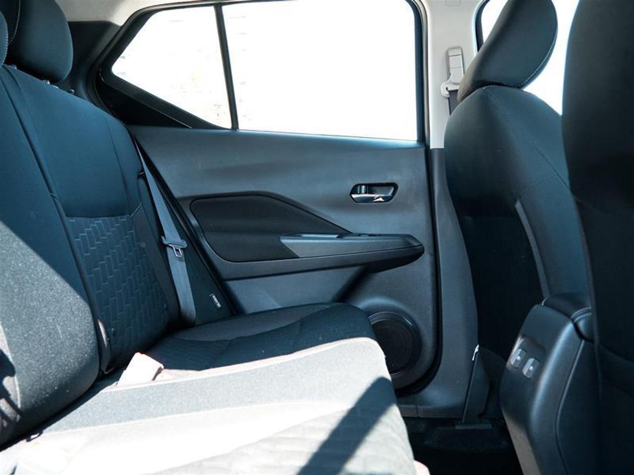 2024 Nissan Kicks SV FWD Photo