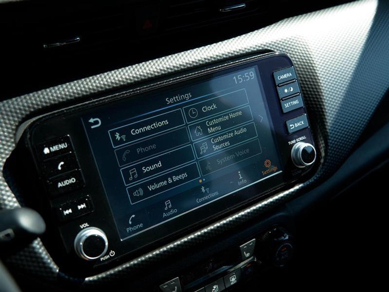 2024 Nissan Kicks SV FWD Photo