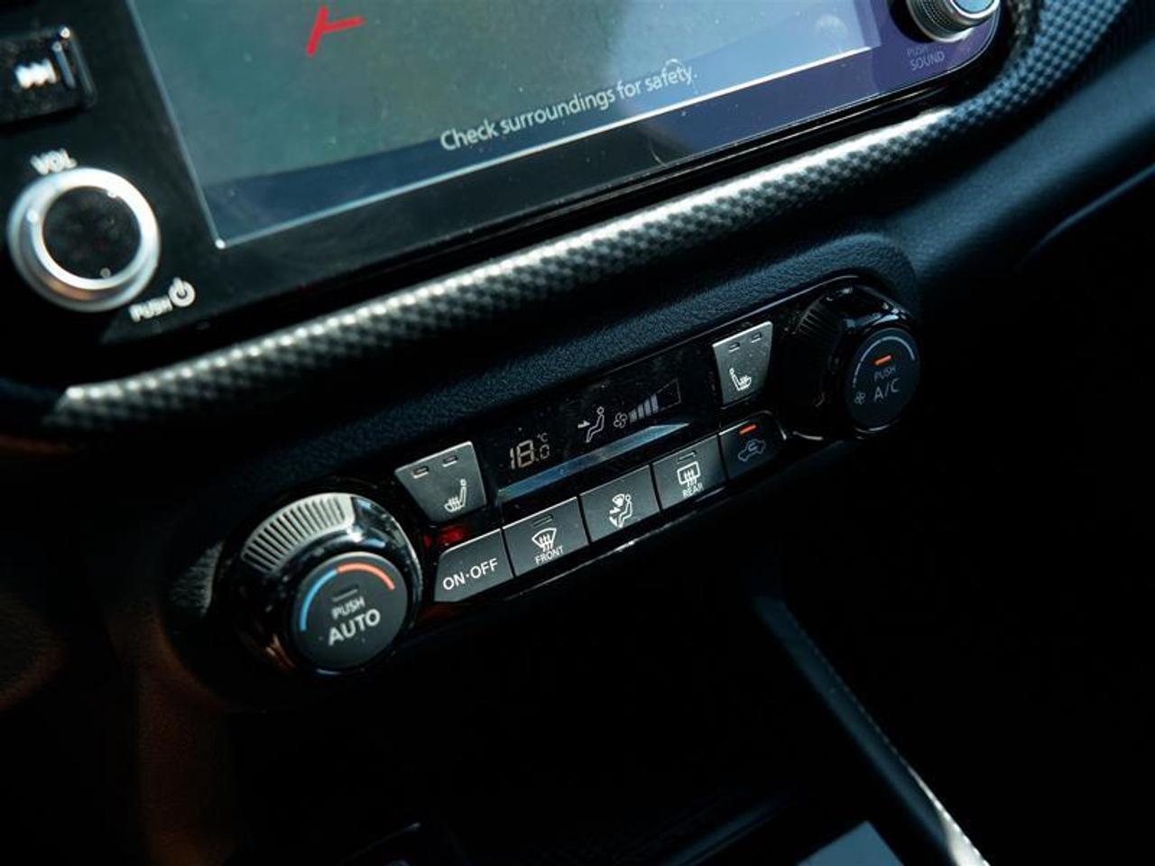 2024 Nissan Kicks SV FWD Photo