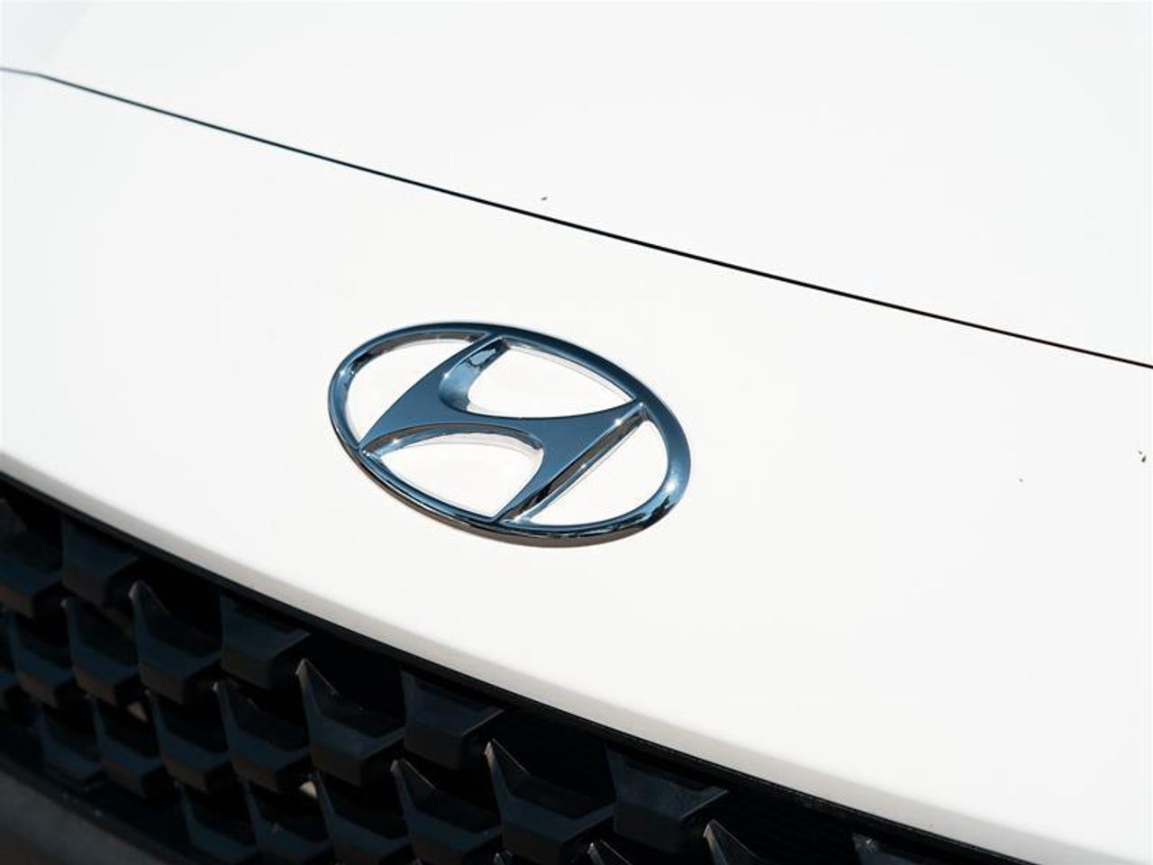 2023 Hyundai KONA 2.0L FWD Preferred Photo