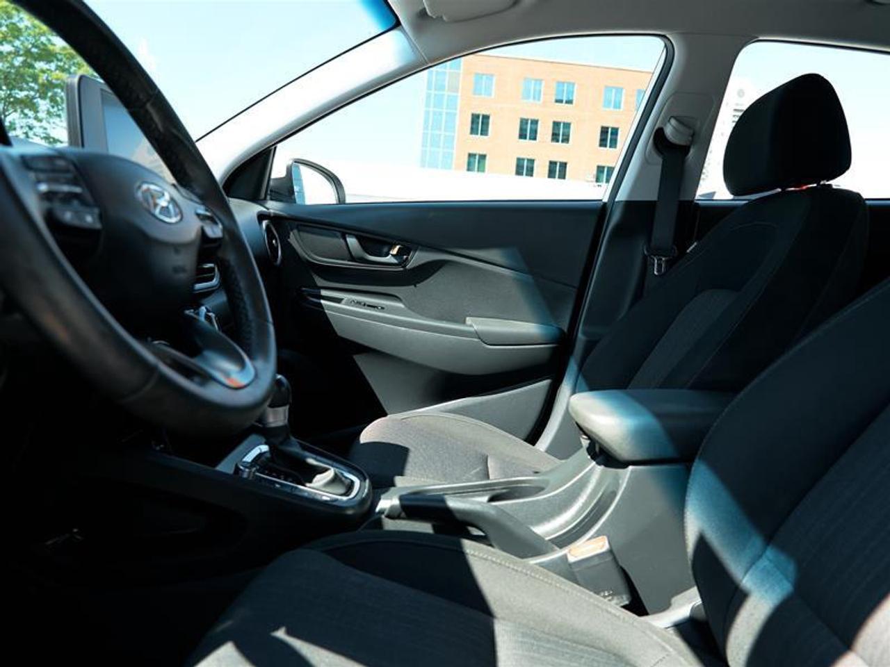 2023 Hyundai KONA 2.0L FWD Preferred Photo