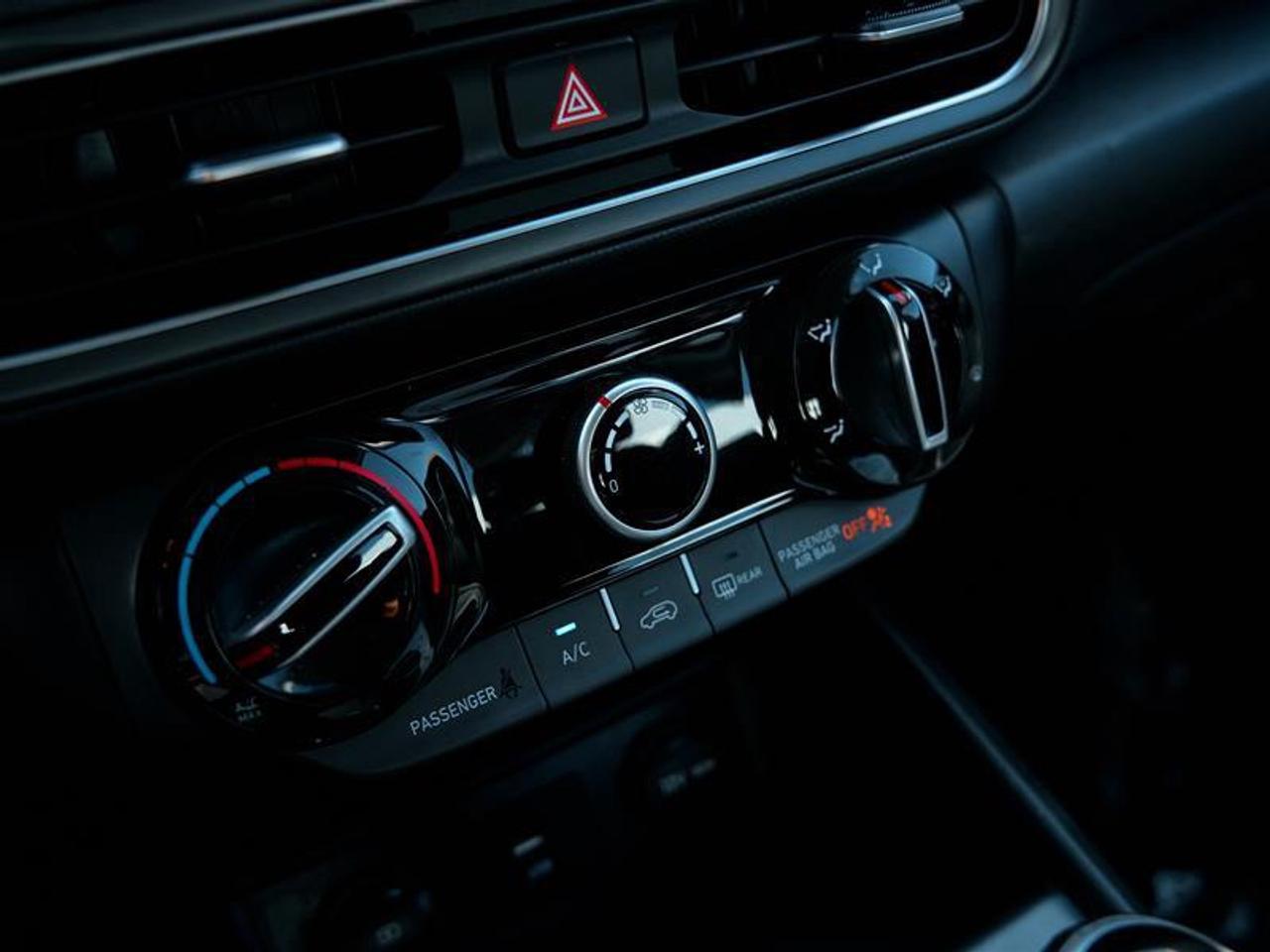 2023 Hyundai KONA 2.0L FWD Preferred Photo