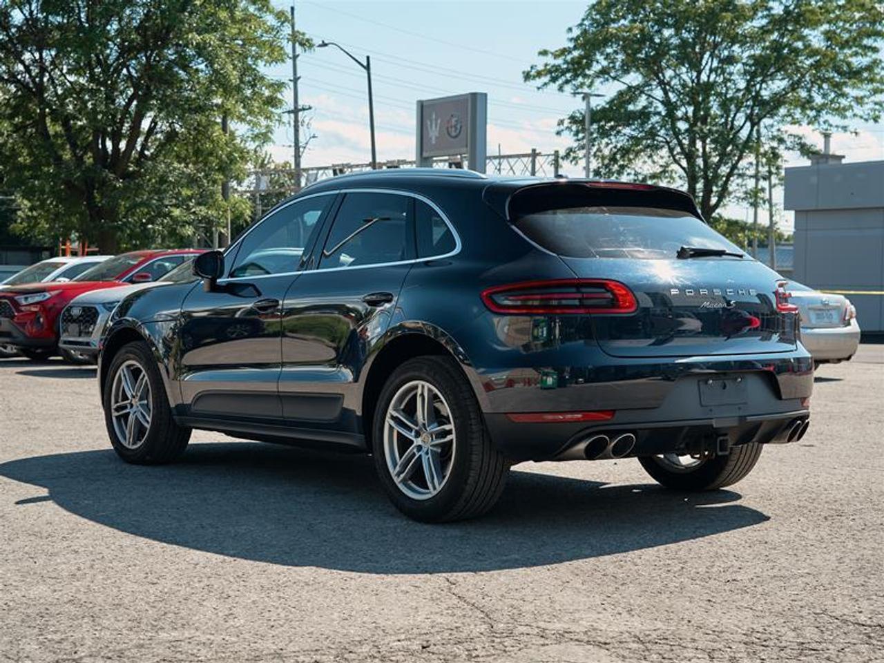 2018 Porsche Macan S Photo2