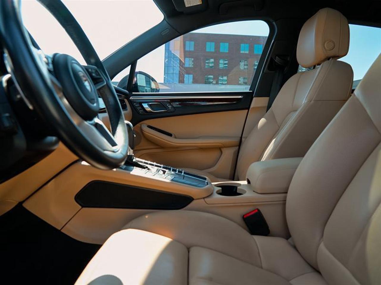 2018 Porsche Macan S Photo