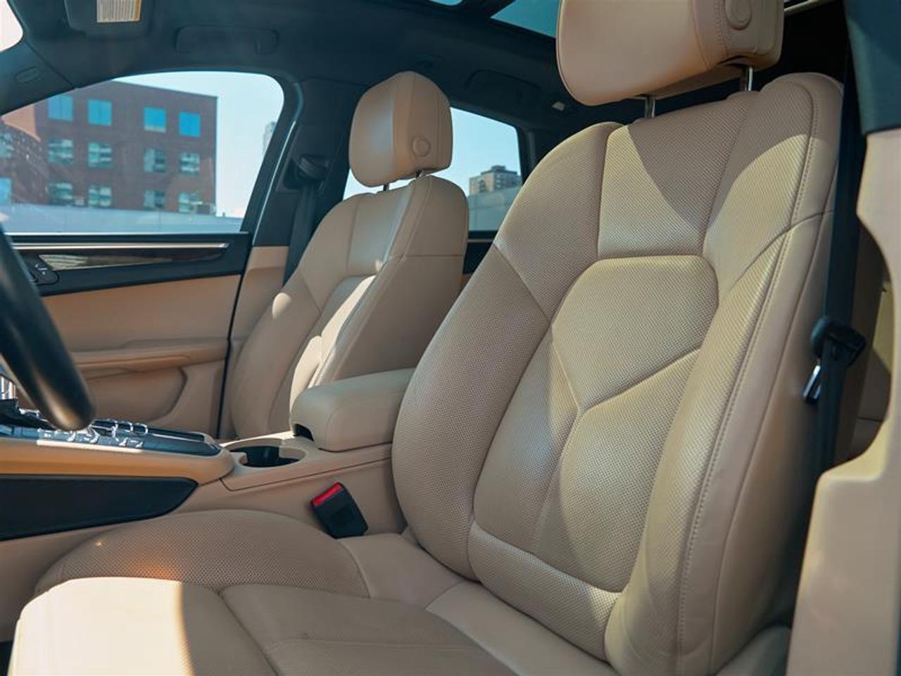 2018 Porsche Macan S Photo