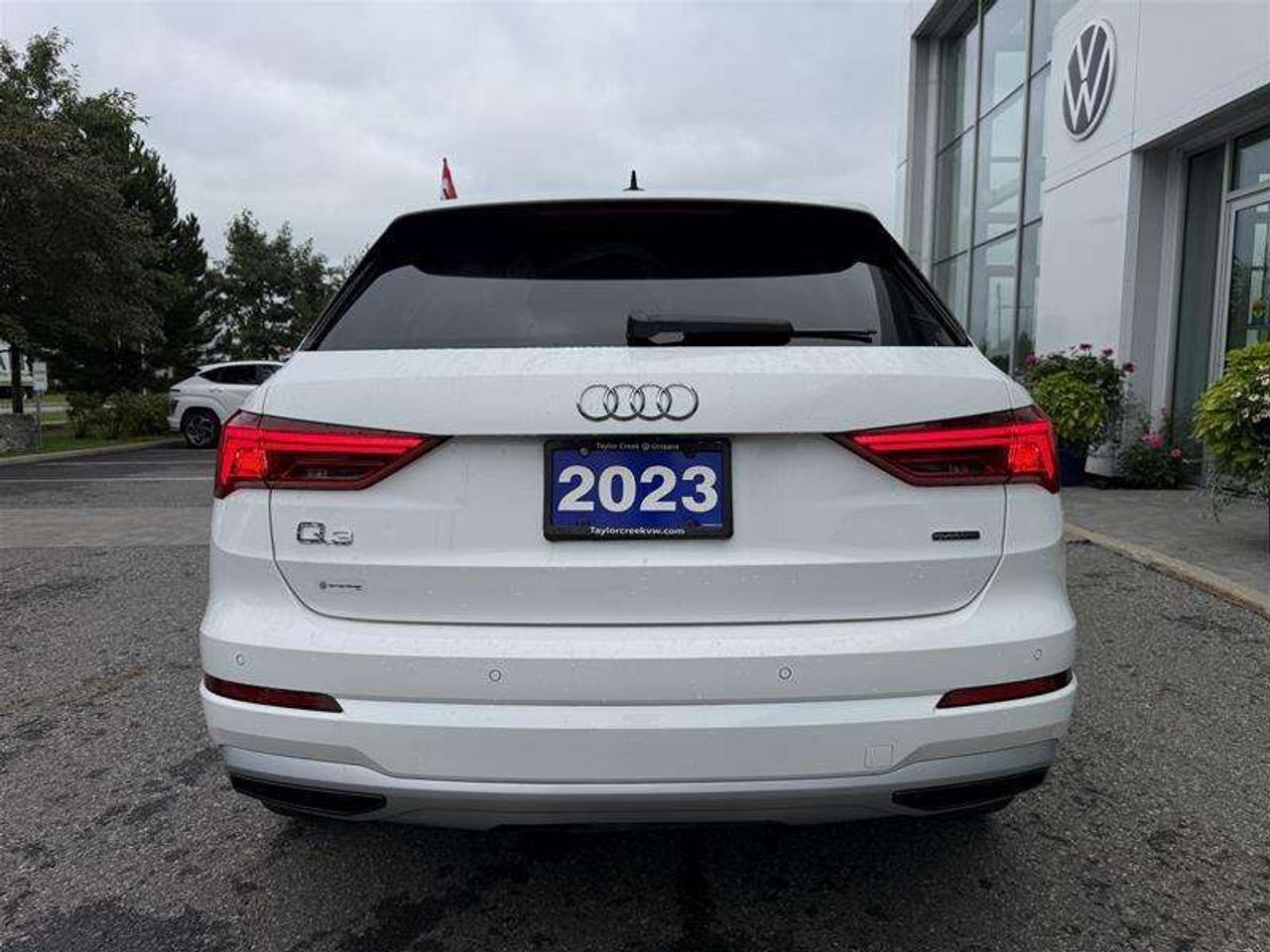 2023 Audi Q3 Komfort Photo3
