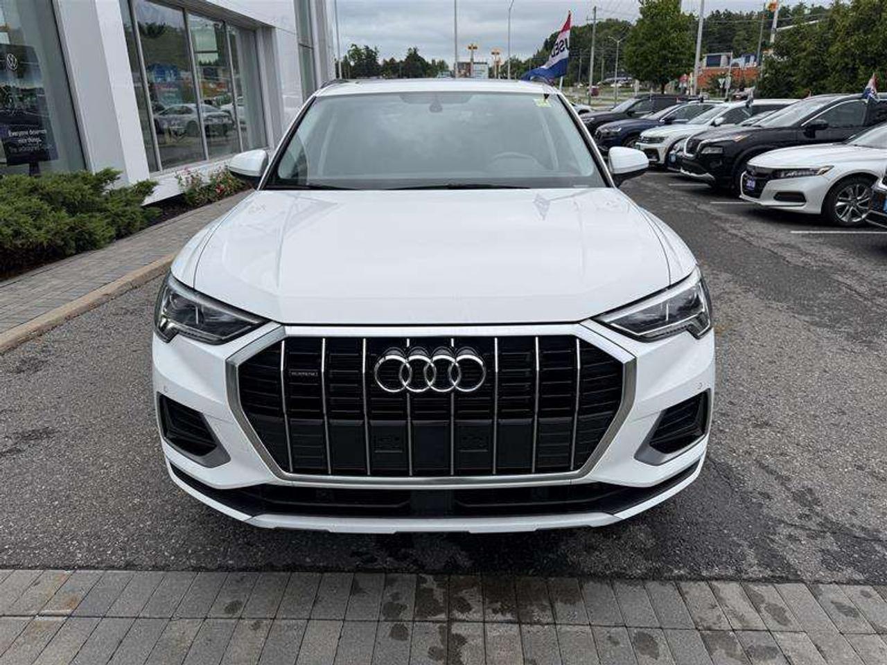 2023 Audi Q3 Komfort Photo5