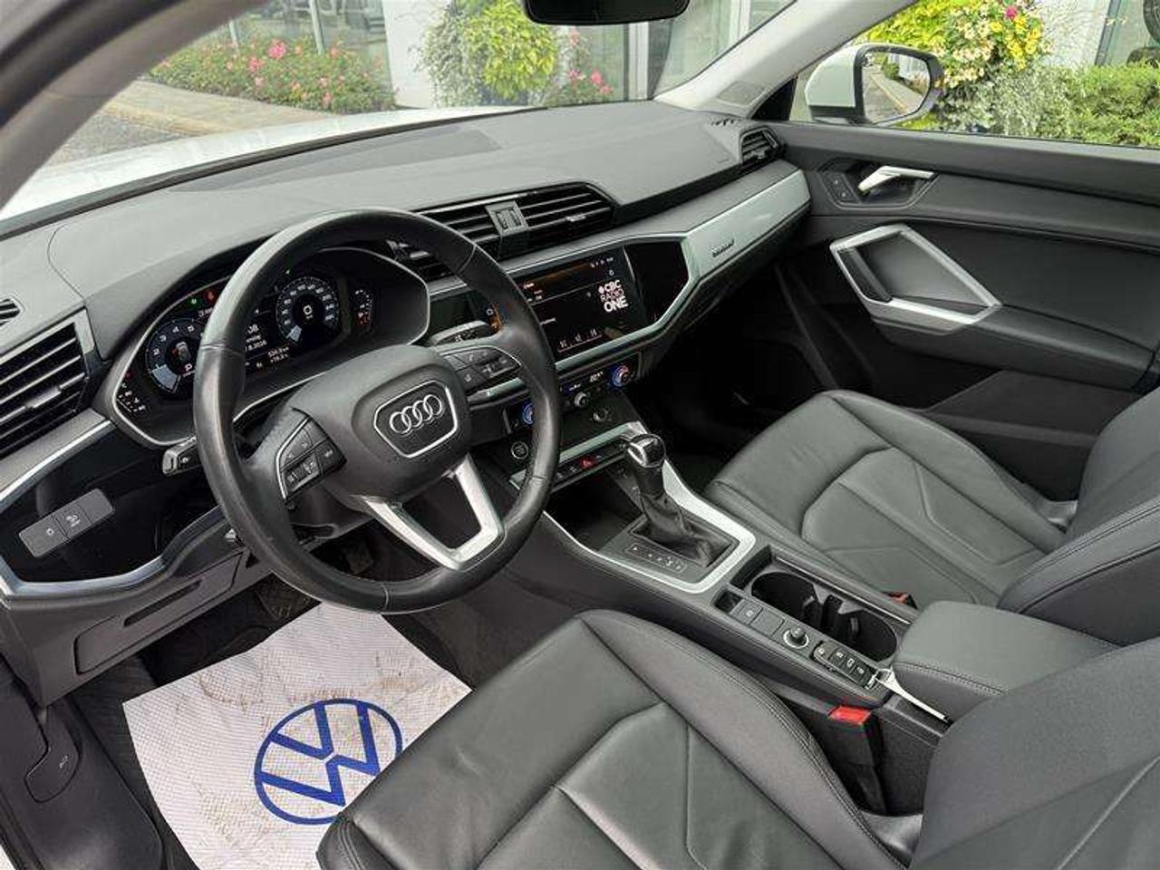 2023 Audi Q3 Komfort Photo