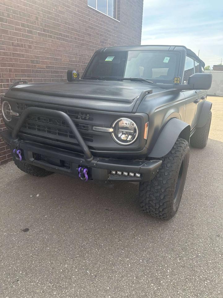 2022 Ford Bronco Black Diamond Photo5