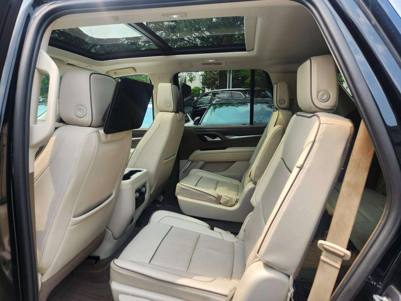 2023 GMC Yukon DENALI,REAR SCREENS, 6.2LV8,22",PANO Photo