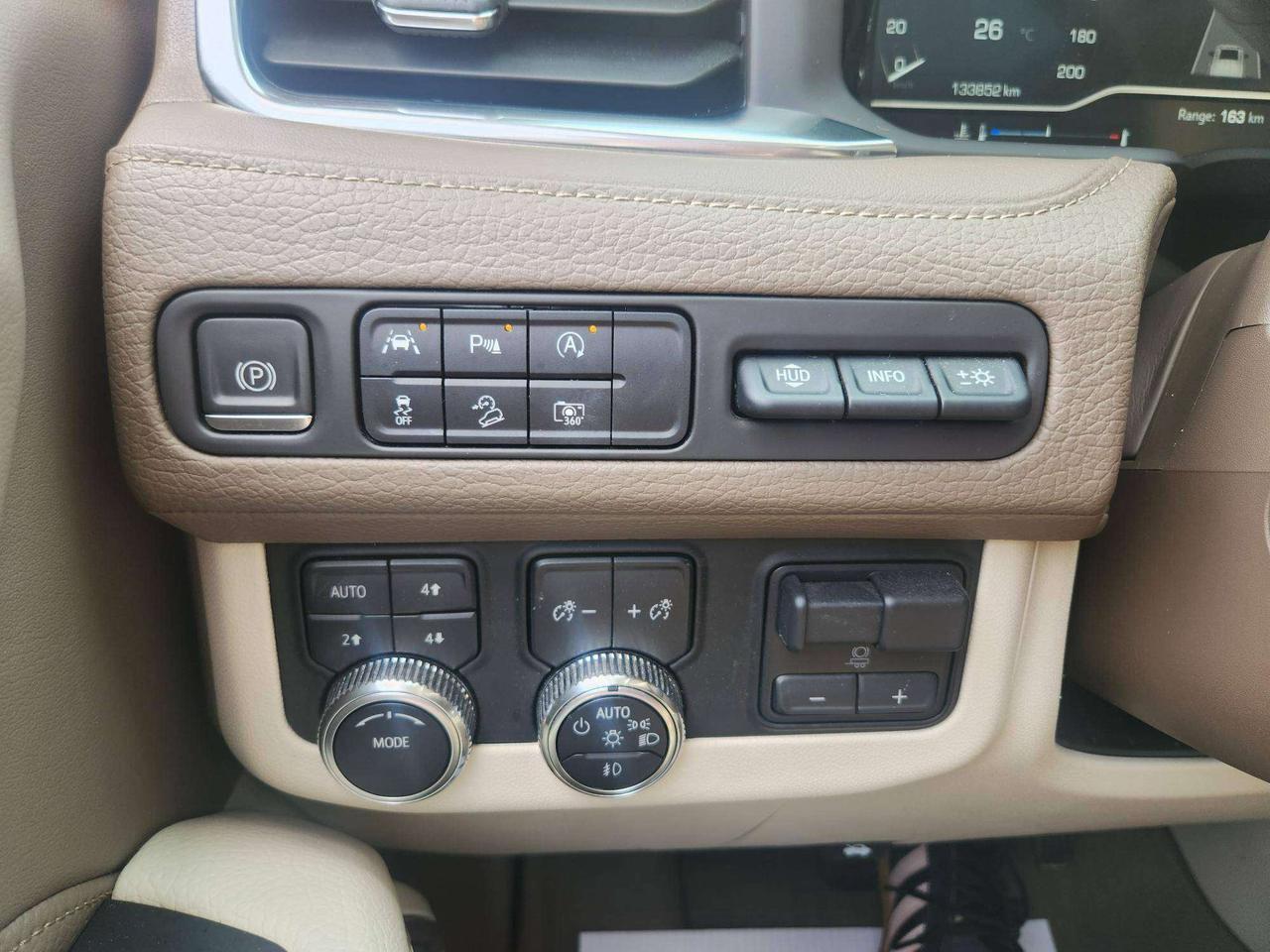 2023 GMC Yukon DENALI,REAR SCREENS, 6.2LV8,22",PANO Photo