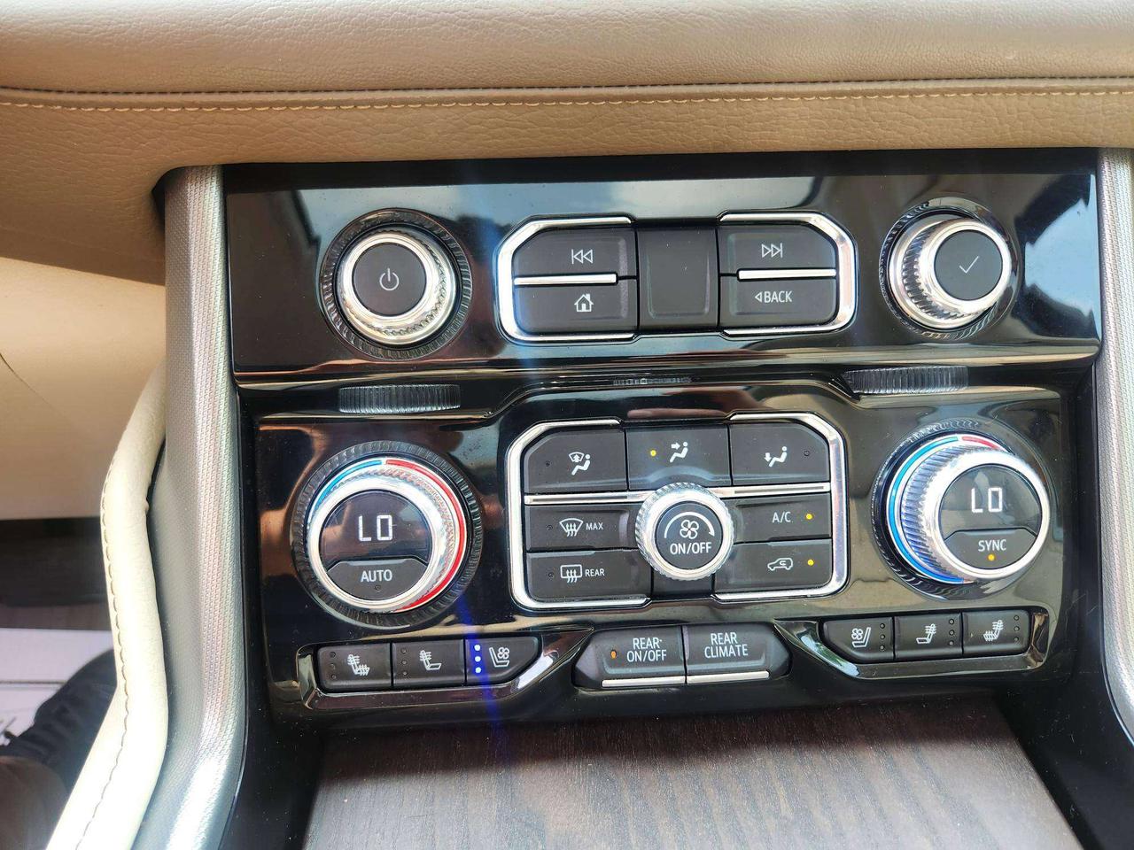 2023 GMC Yukon DENALI,REAR SCREENS, 6.2LV8,22",PANO Photo